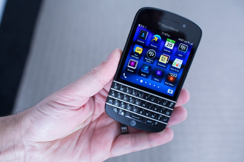 Ос blackberry история создания