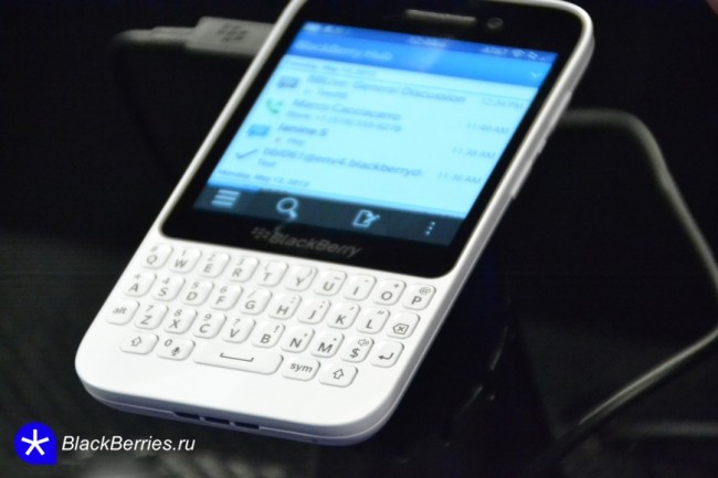 BlackBerry-Q5-12