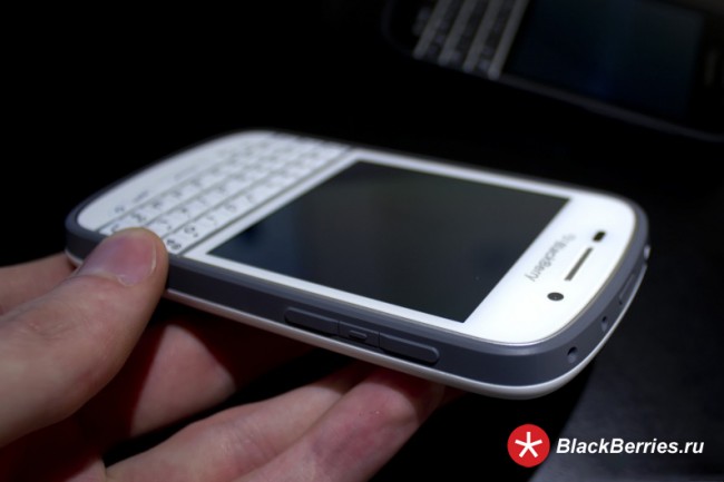 blackberry-q10-hardshell3