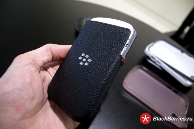 blackberry-q10-pouch