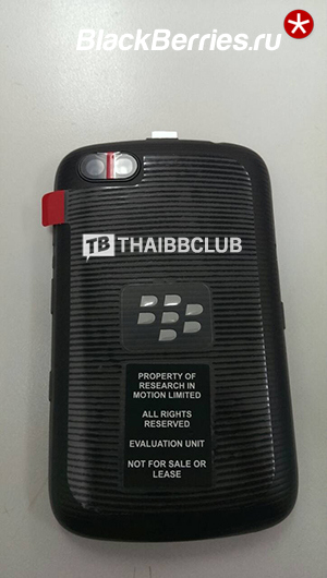 BlackBerry-9720-3
