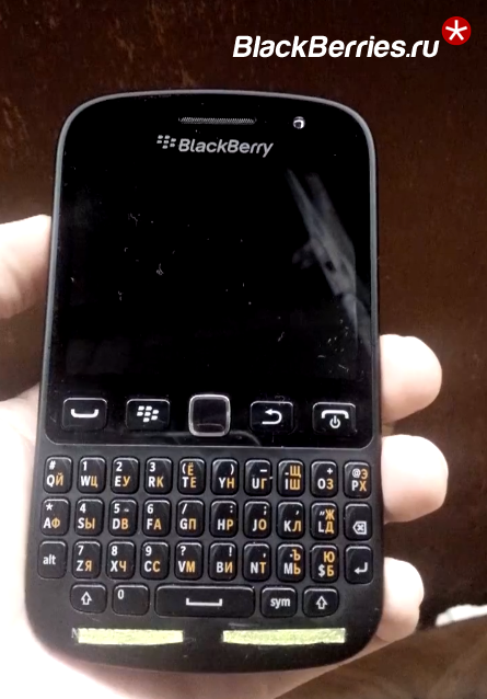 BlackBerry-9720-7