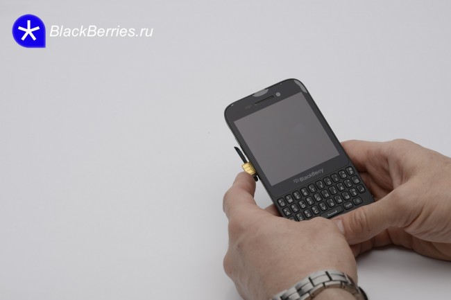 BlackBerry-Q5-review-10