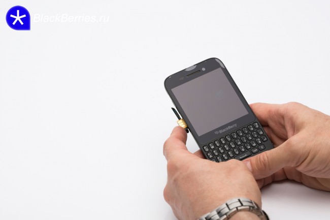 blackberry-q5-q10-review-12