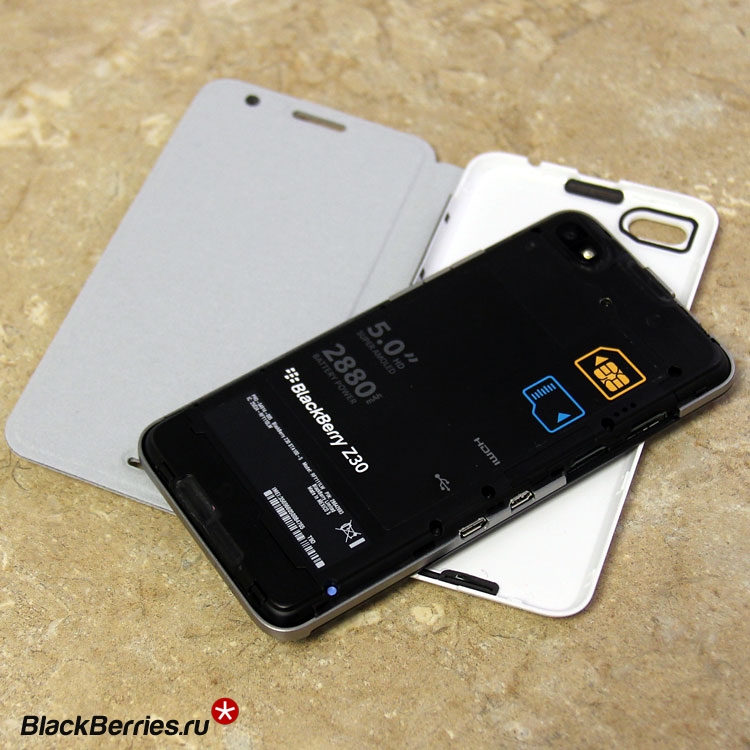 BlackBerry-Z30-flip-shell-4