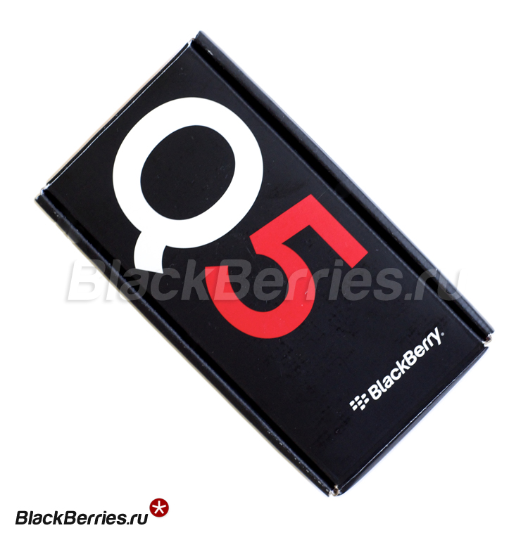 BlackBerry-Q5-Pink-2