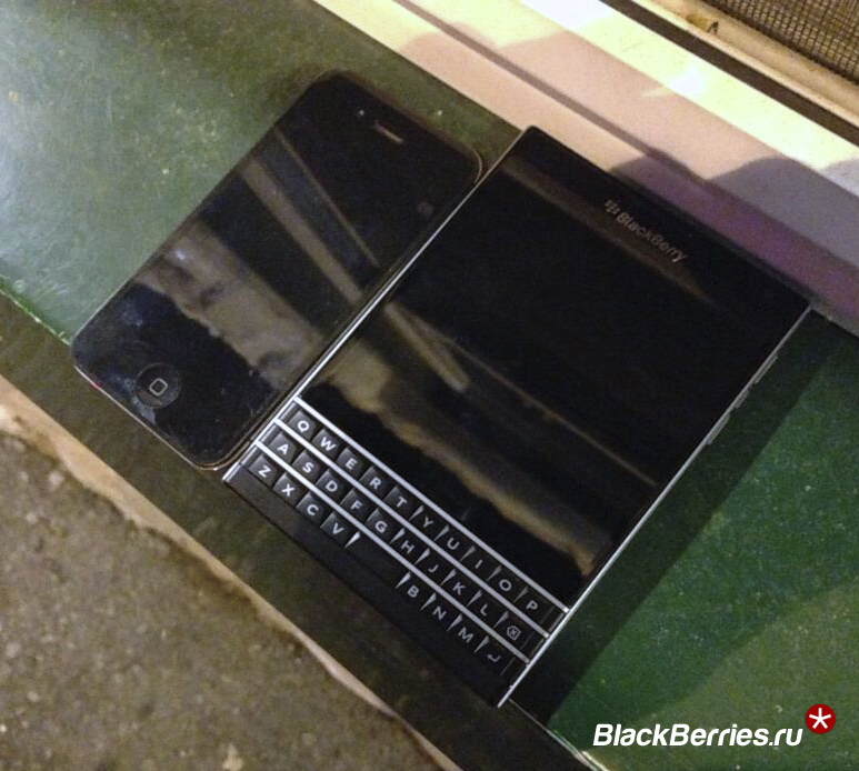 BlackBerry-Passport-iPhone1