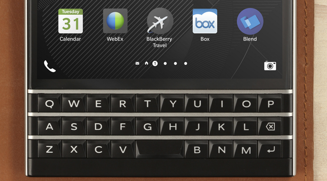 Как BlackBerry Passport повторно изобретает клавиатуру для смартфона