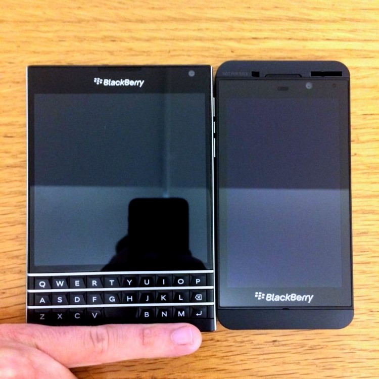 BlackBerry-Passport-Z10-1