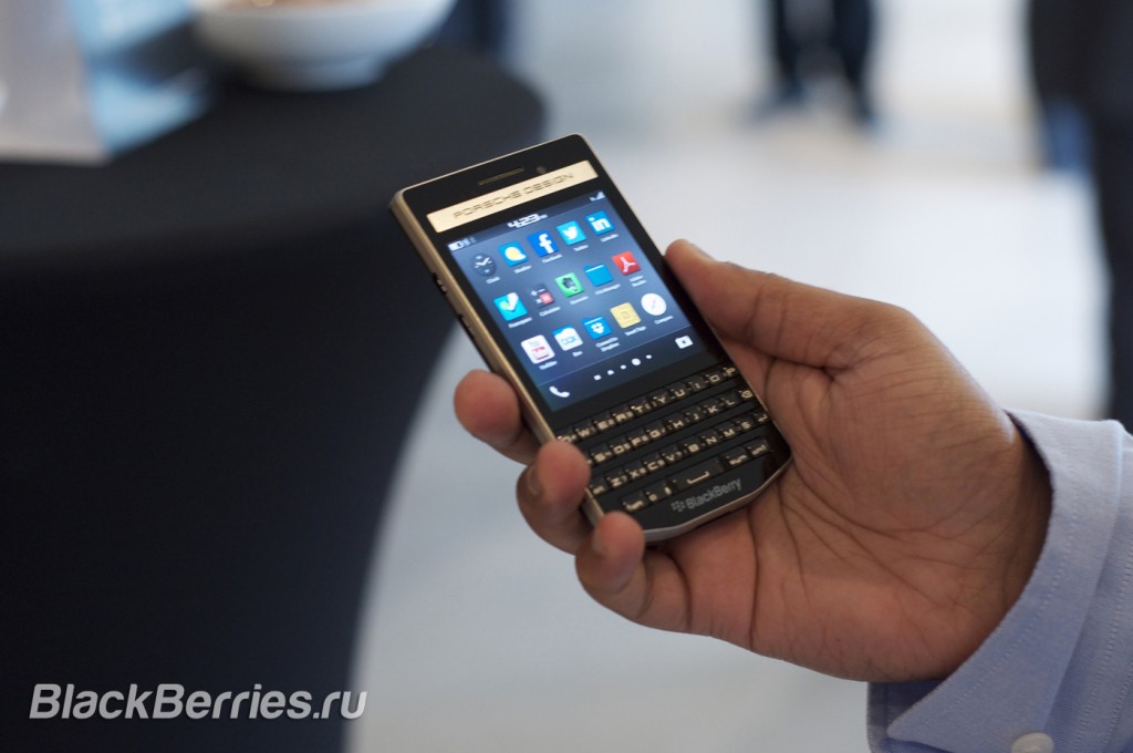 Стоит ли покупать blackberry passport в 2020