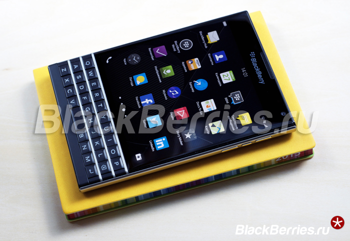 BlackBerry-Passport-Review-14