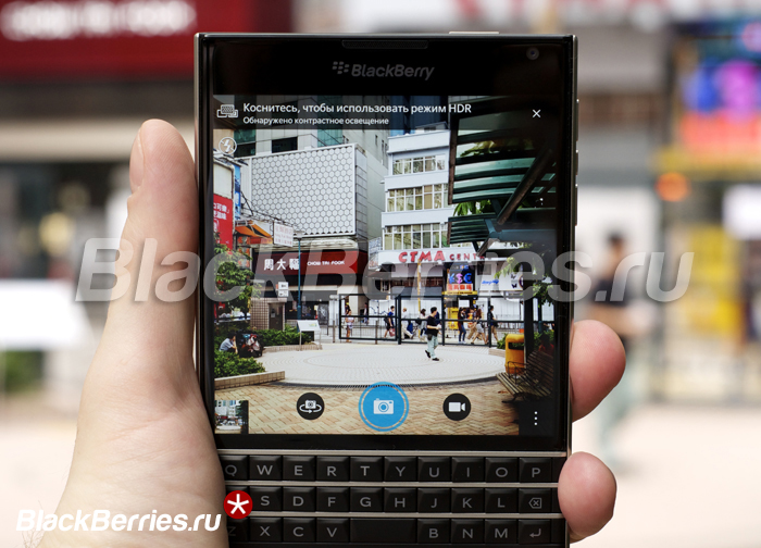 BlackBerry-Passport-Review-31