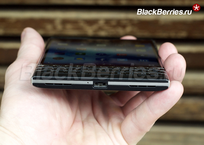BlackBerry-Passport-Review-32