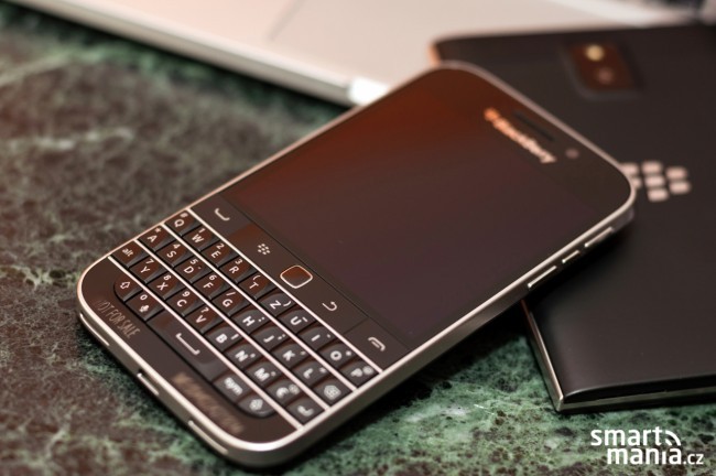 BlackBerry-Classic-17