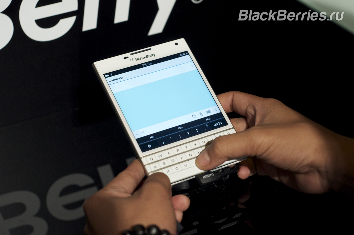 BlackBerry-Passport-Event-090