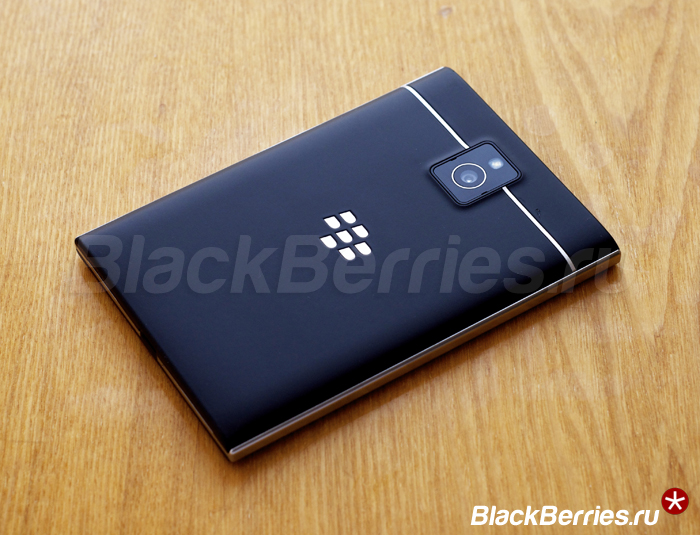BlackBerry-Passport-15