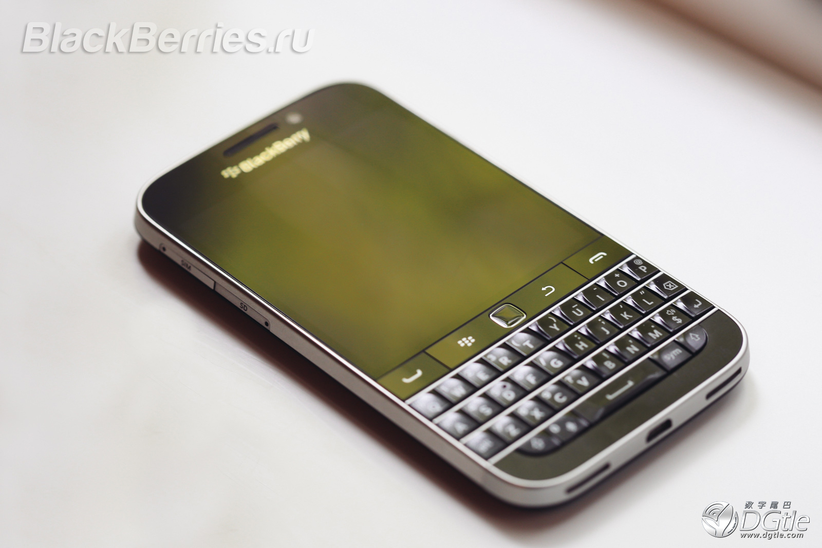 BlackBerry-Classic-6