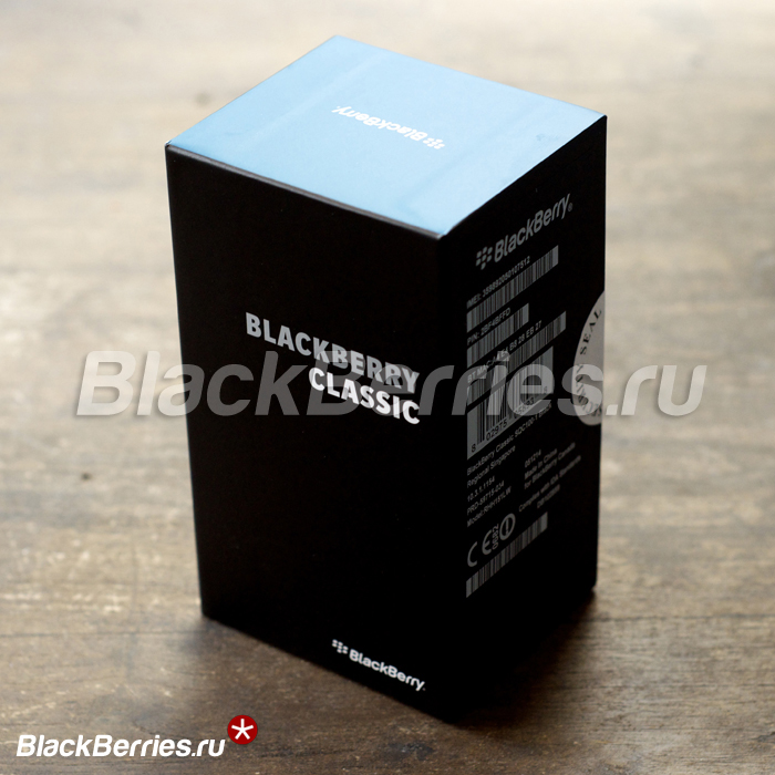 BlackBerry-Classic-Unpacking-04
