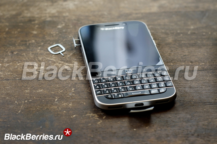 BlackBerry-Classic-Unpacking-15