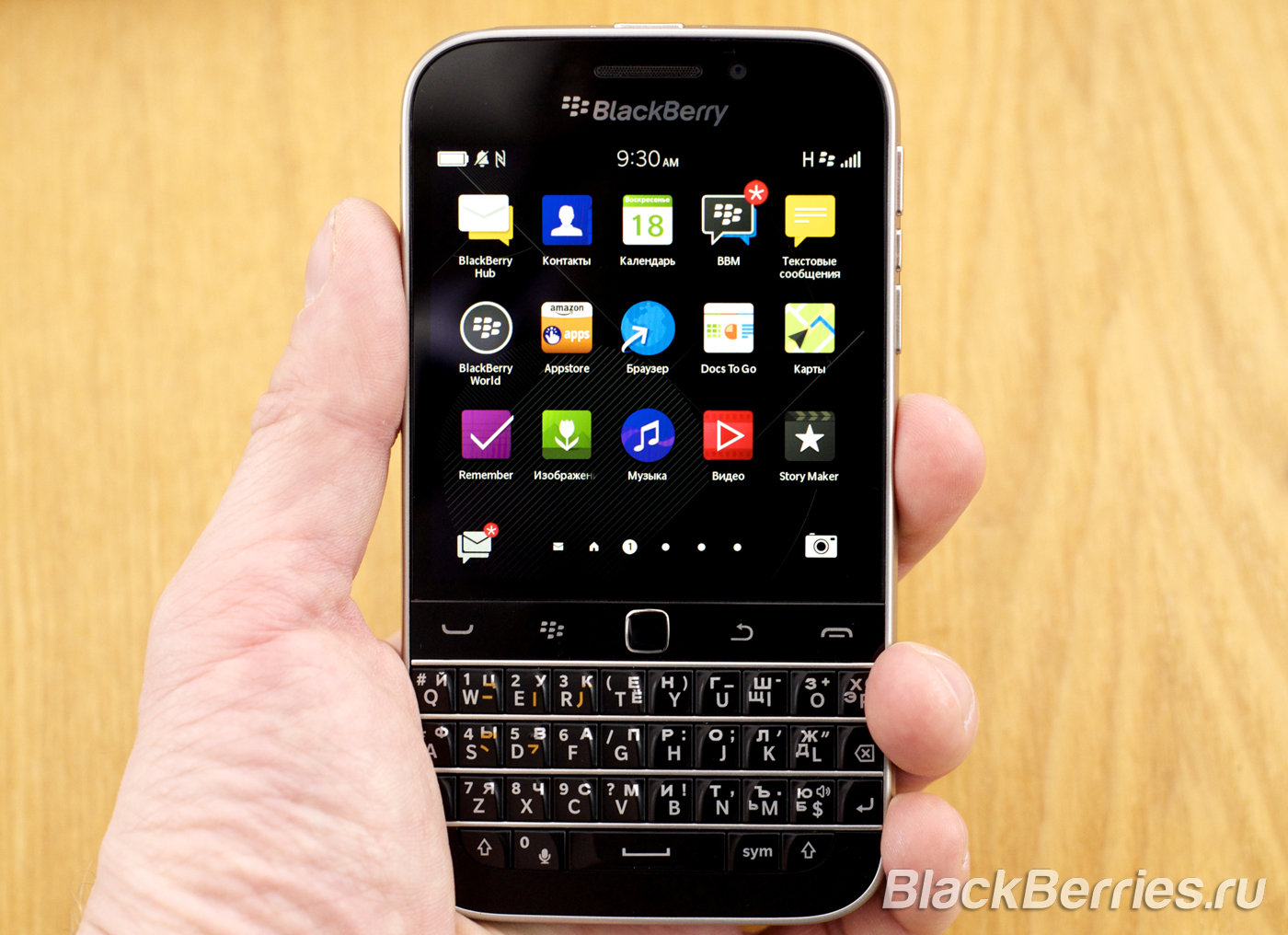 BlackBerry-Classic-vs-iPhone-Q10-Passport-10