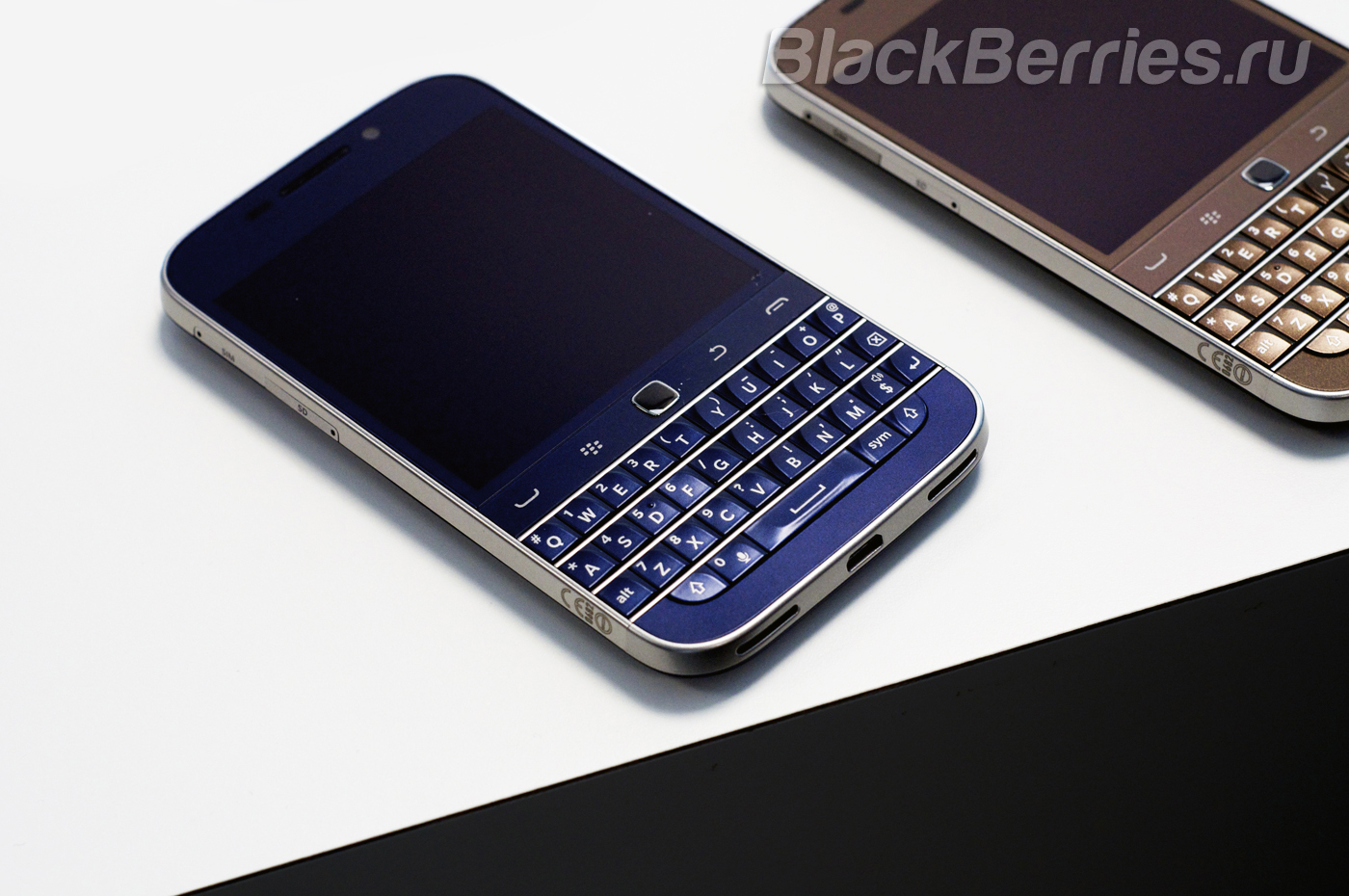 BlackBerry-Classic-Blue-1