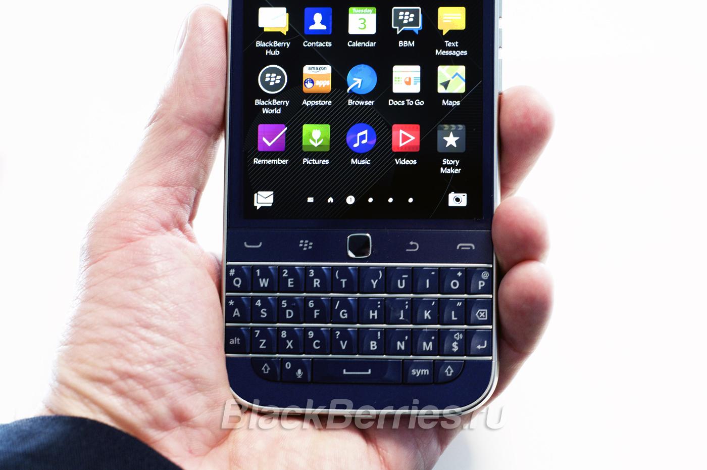 BlackBerry-Classic-Blue