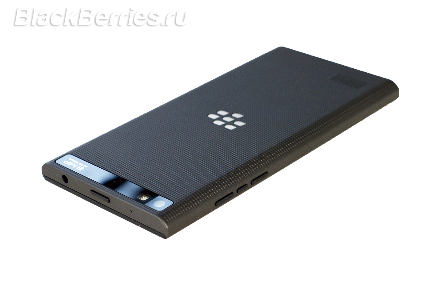 BlackBerry-Leap-35