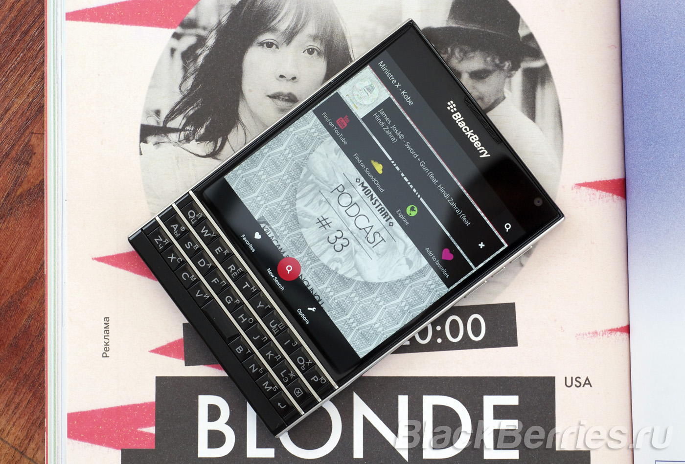 BlackBerry-Passport-MixCloud1