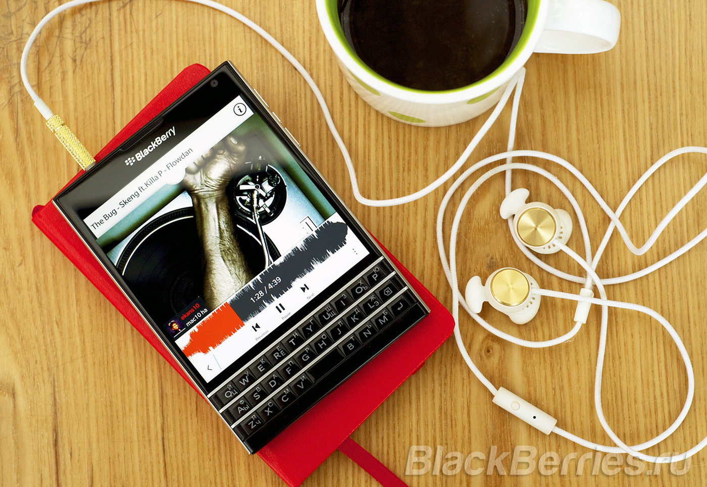 BlackBerry-Passport-Music-Apps-02