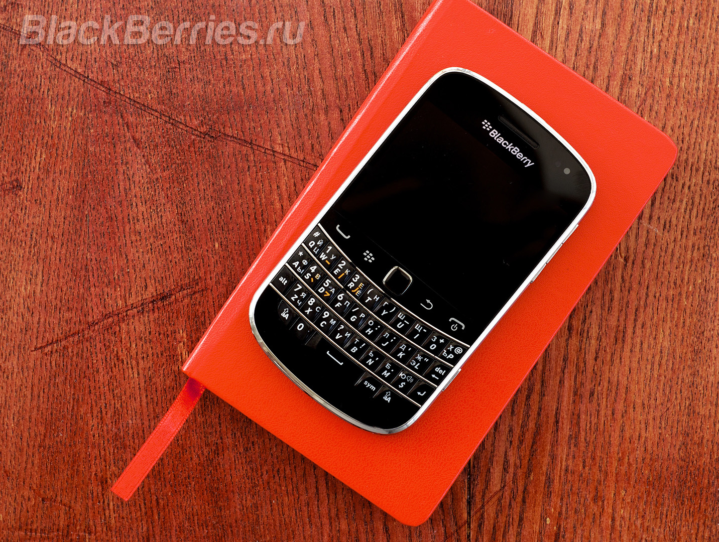 BlackBerry-9900