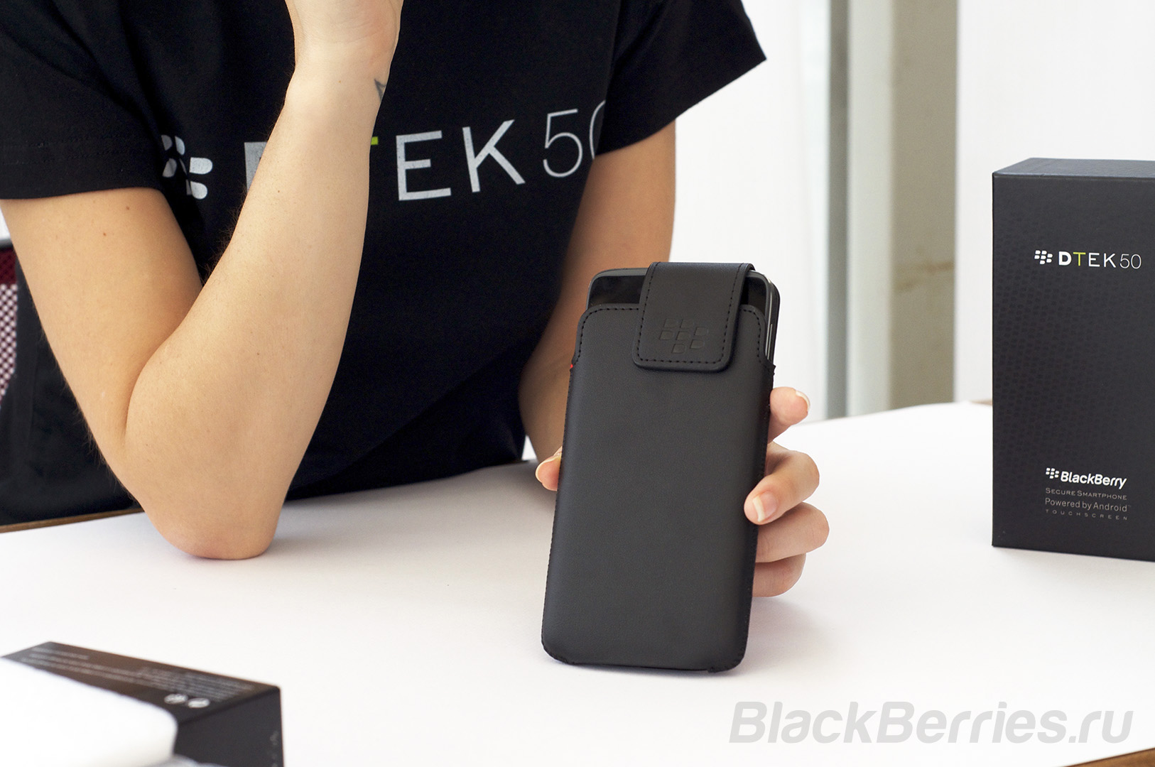 BlackBerry-DTEK50-Cases-17