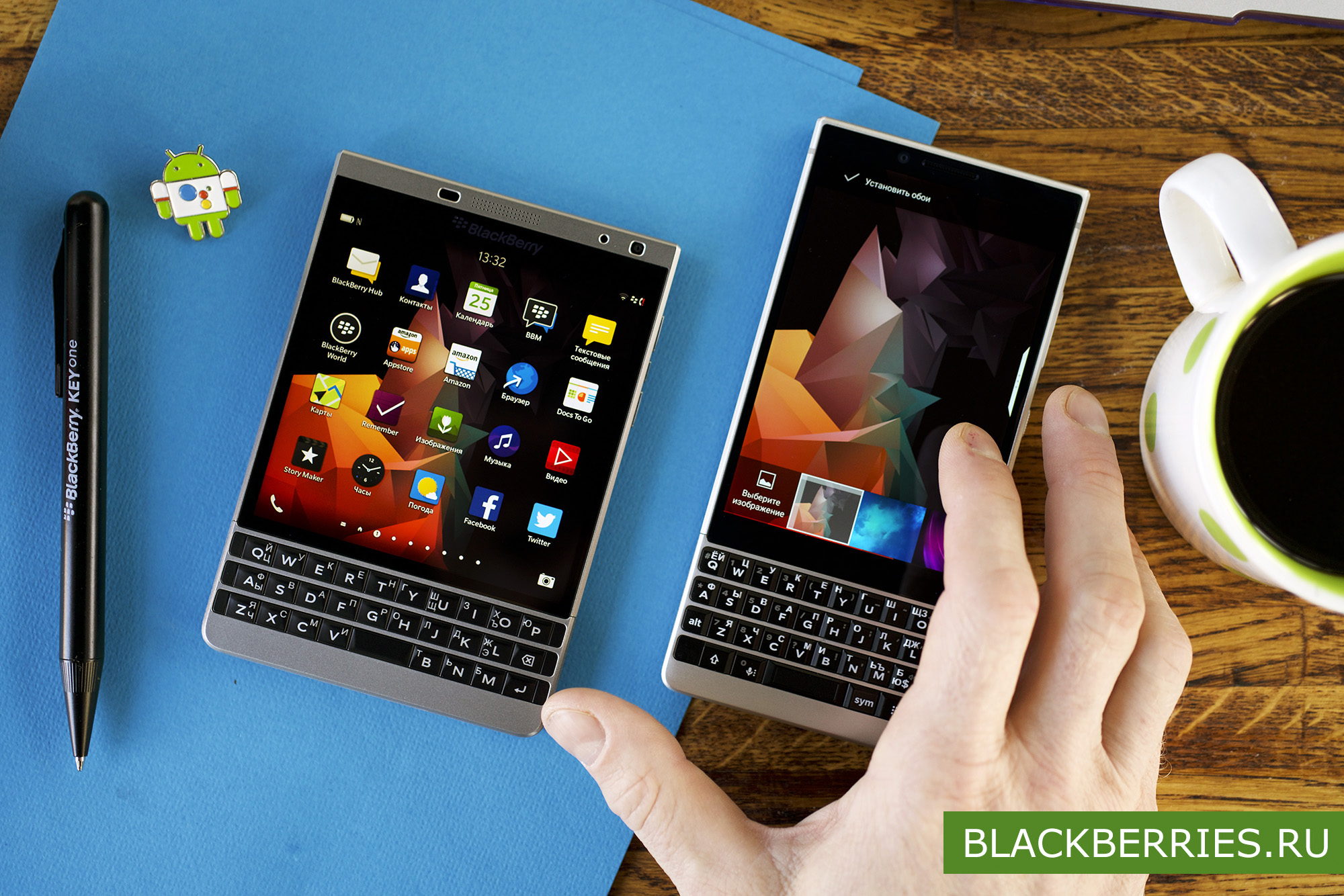 Установить классические обои BlackBerry - отличное начало для того, чтобы в...